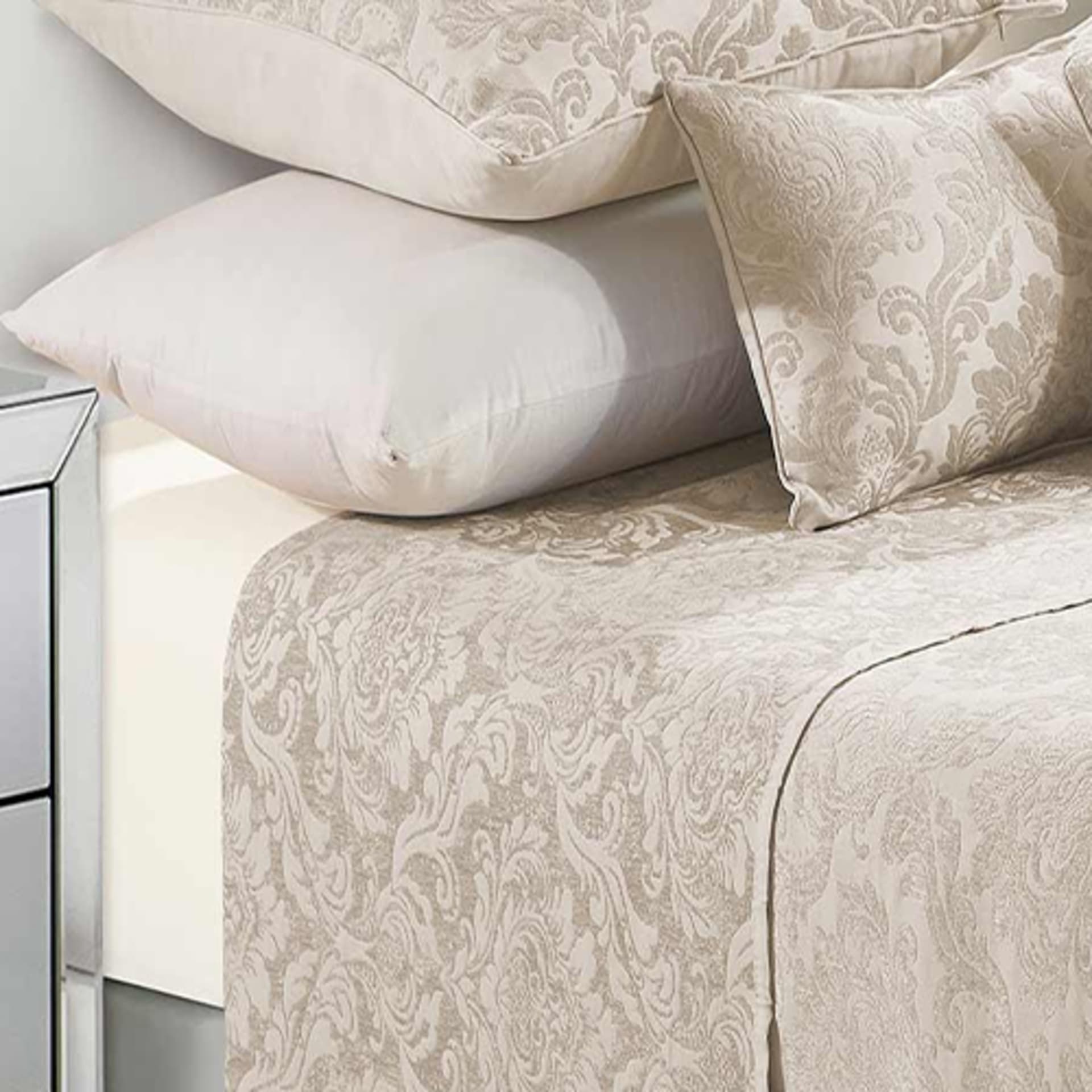 Colchas hoteleras hoteleras premium — Mancini Textil